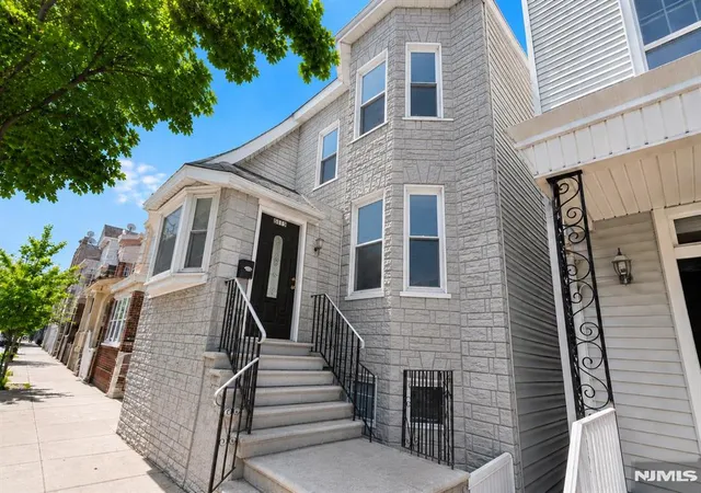 6119-tyler-pl-west-new-york-nj-07093/hzid_d2900a14