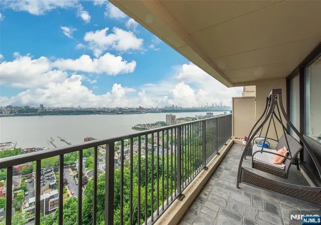 3-horizon-1007-fort-lee-nj-07024/hzid_362b7451