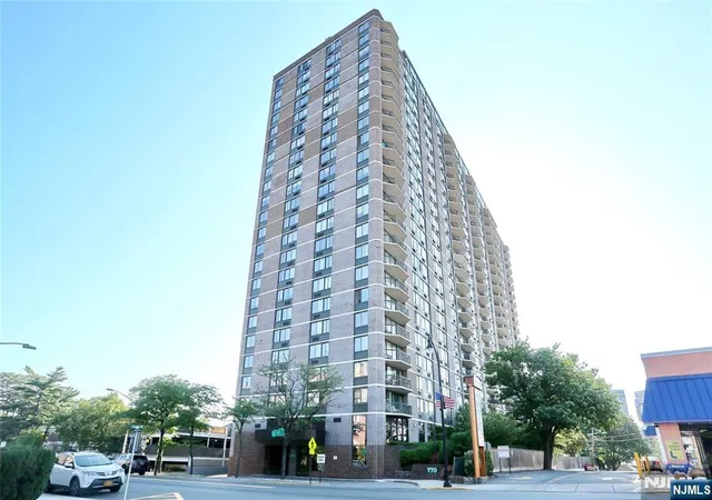 770-anderson-ave-5f-cliffside-park-nj-07010/hzid_98605e41