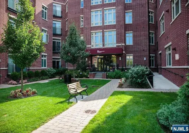 4425-riverview-ave-425-englewood-nj-07631/hzid_8f56b0cd