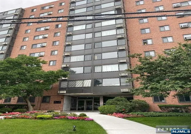 90-prospect-ave-6f-hackensack-nj-07601/hzid_63da6c3e