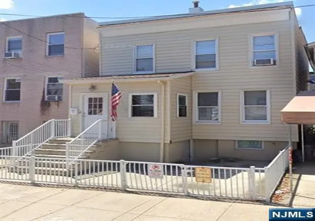 39-leonard-st-jersey-city-nj-07307/hzid_0d197cfb