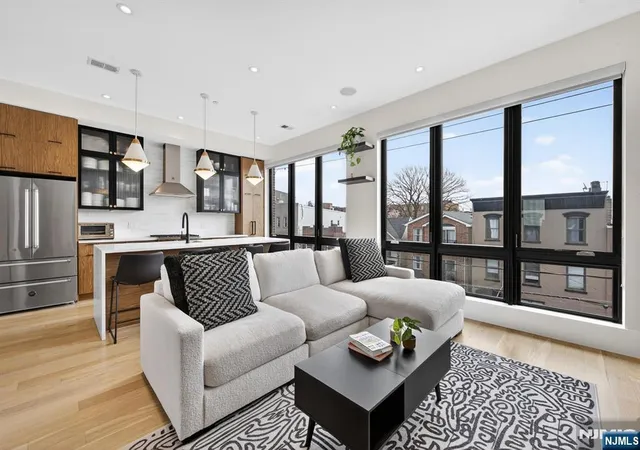 339-palisade-ave-c-jersey-city-nj-07307/hzid_5d4d977d