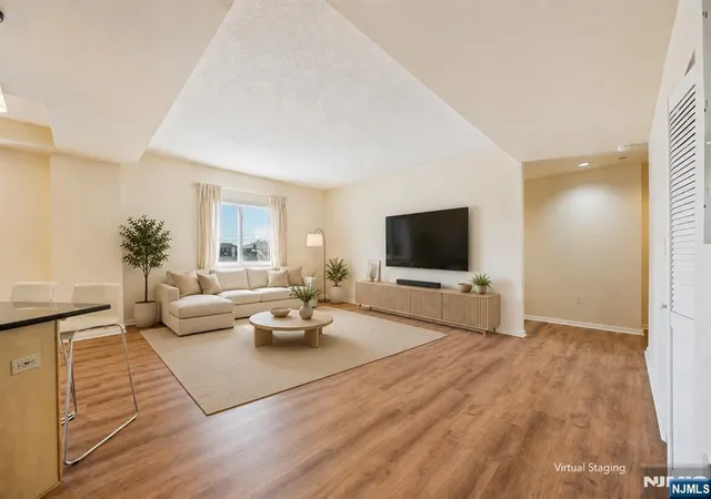 399-11th-st-301-palisades-park-nj-07650/hzid_9f20f83f