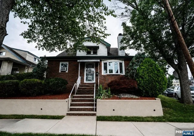 220-clinton-ave-clifton-nj-07011/hzid_27594c03