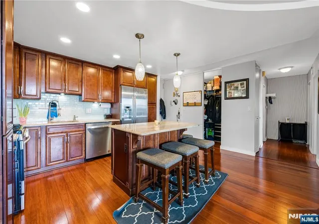 555-north-ave-11e-fort-lee-nj-07024/hzid_85f2301a