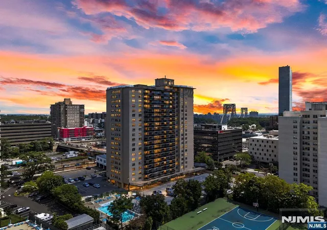 2077-center-ave-11h-fort-lee-nj-07024/hzid_d15951f2