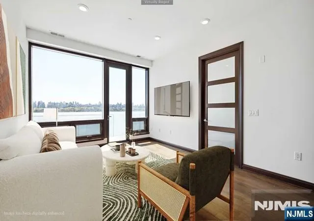 9-somerset-ln-605-edgewater-nj-07020/hzid_9544d2a5