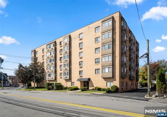 5-linden-st-2i-hackensack-nj-07601/hzid_9d4325ca