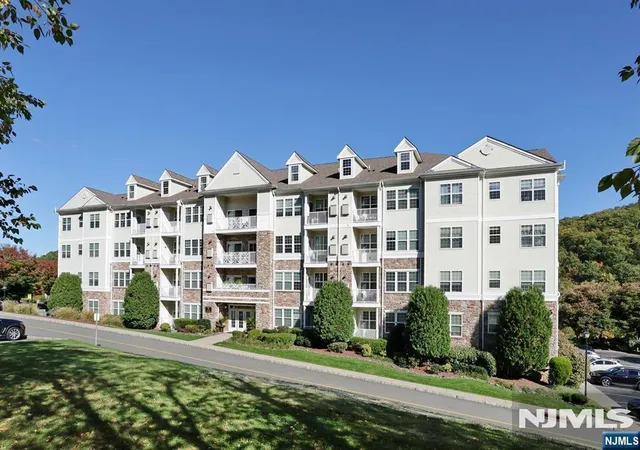 5219-sanctuary-blvd-riverdale-borough-nj-07457/hzid_d7885bcb
