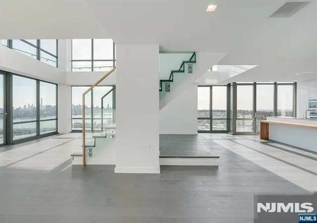 320-adolphus-ave-1415-cliffside-park-nj-07010/hzid_a6809763