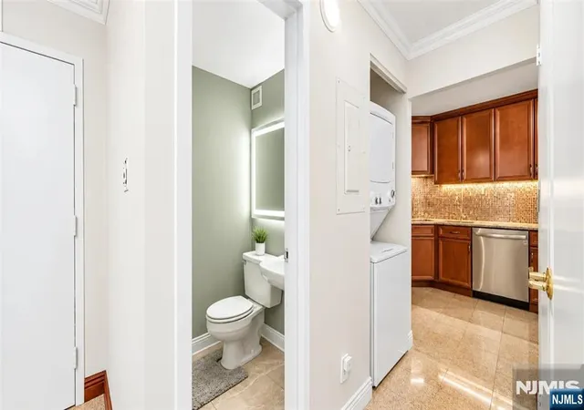 1055-river-rd-302-edgewater-nj-07020/hzid_a4c3ef5e