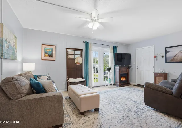 2100-w-beach-dr-d101-panama-city-fl-32401/hzid_1f214cbb