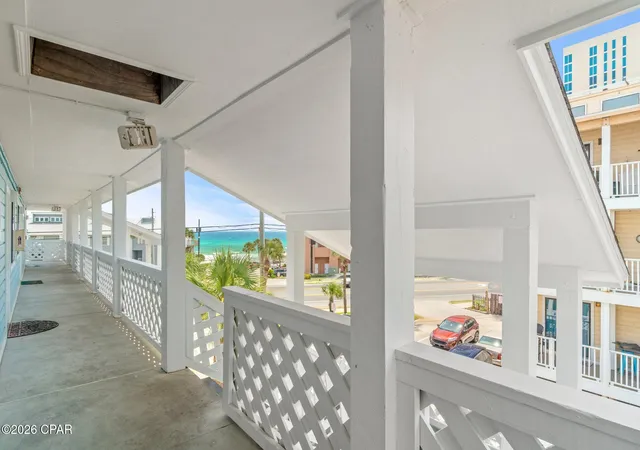 17214-front-beach-rd-1-panama-city-beach-fl-32413/hzid_0a2d6542