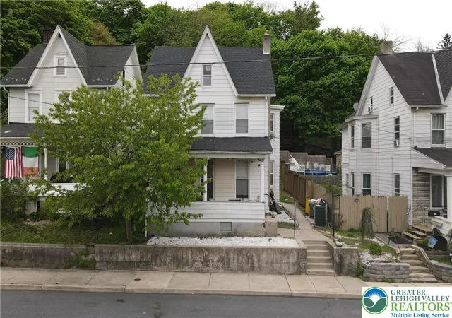 209-e-south-st-slatington-pa-18080/hzid_6bb76854