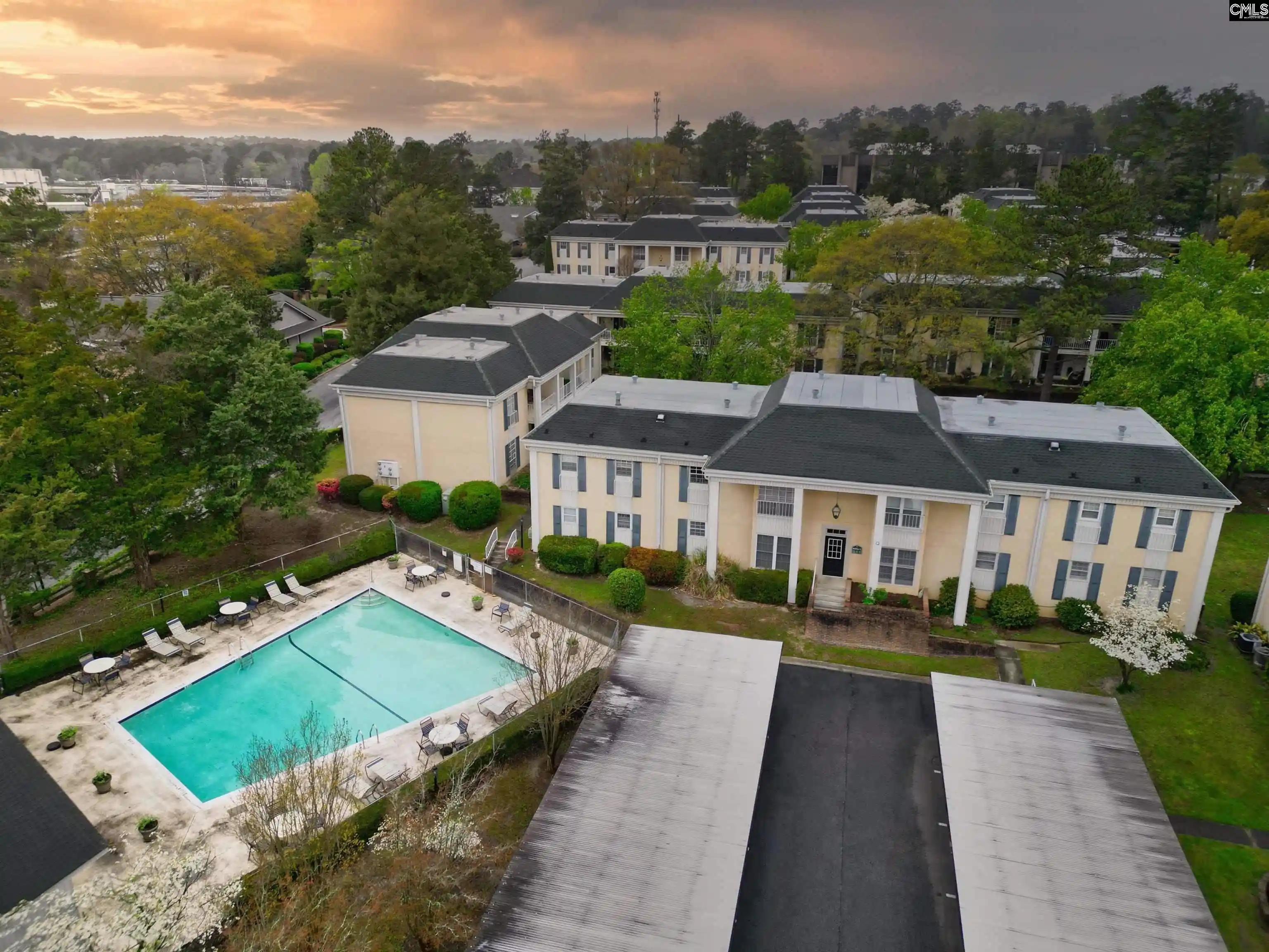3600-chateau-q233-columbia-sc-29204/hzid_330e54b2