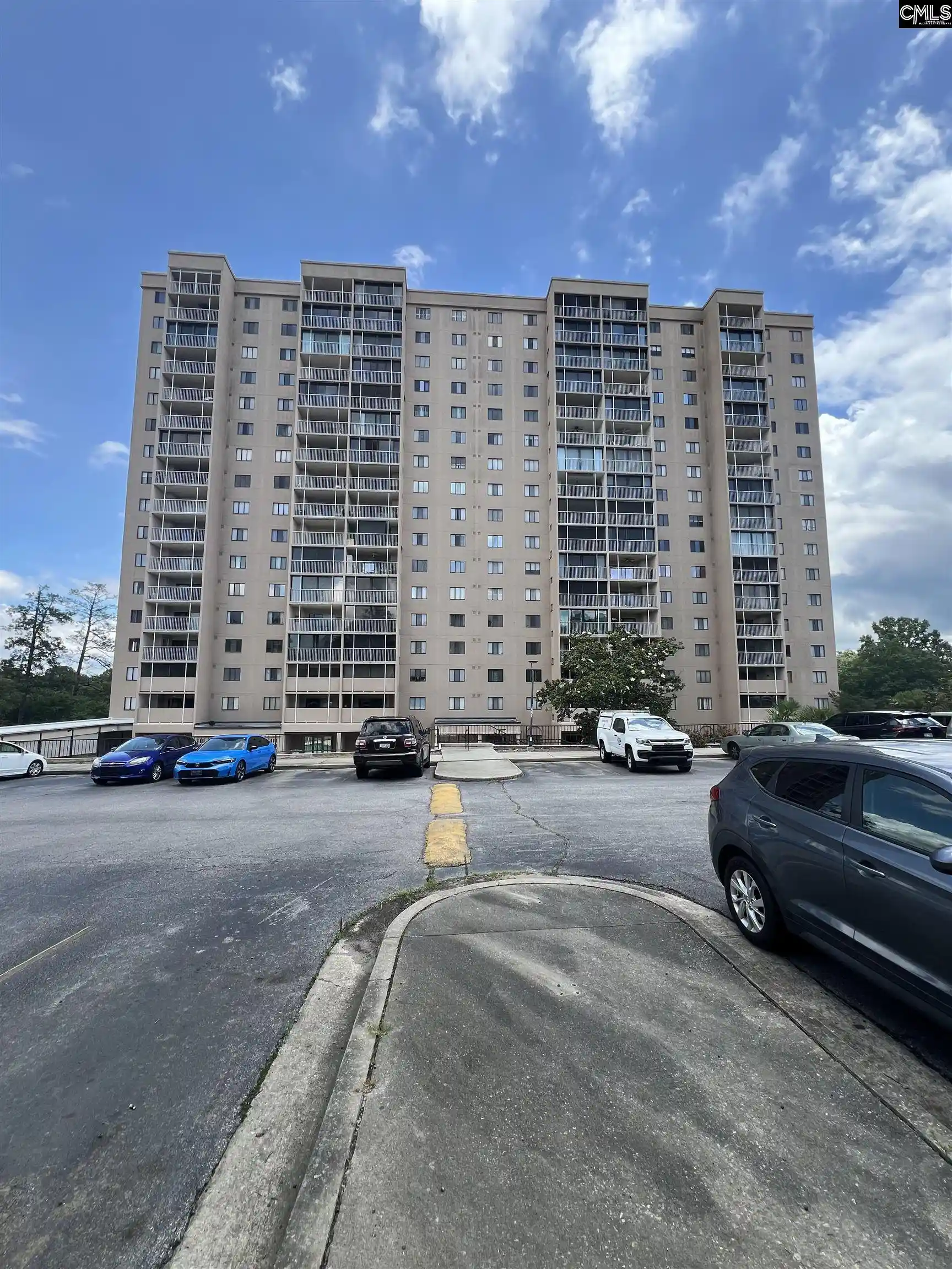 1825-st-julian-9g-columbia-sc-29204/hzid_4a957743