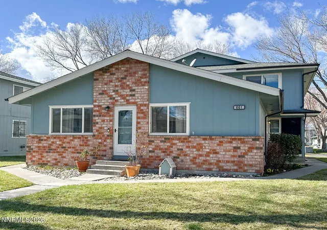 661-oakwood-dr-apt-3-sparks-nv-89431/hzid_b31e10c9