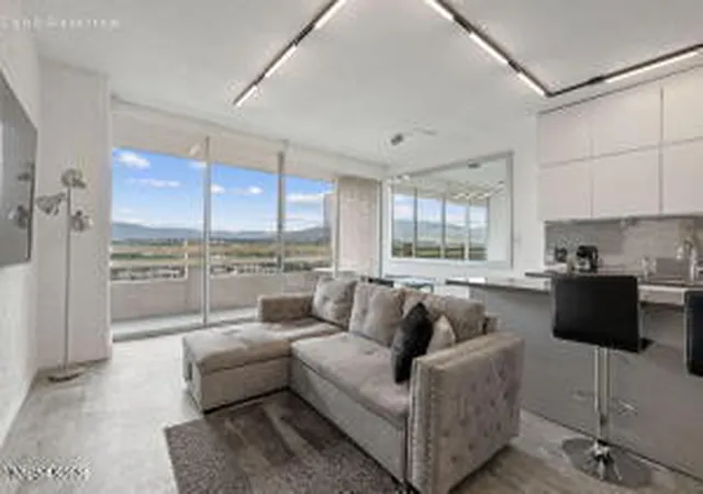100-n-arlington-ave-22h-reno-nv-89501/hzid_8adf2628