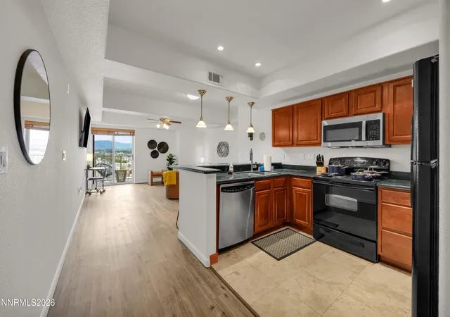 200-w-2nd-st-1506-reno-nv-89501/hzid_a289b404