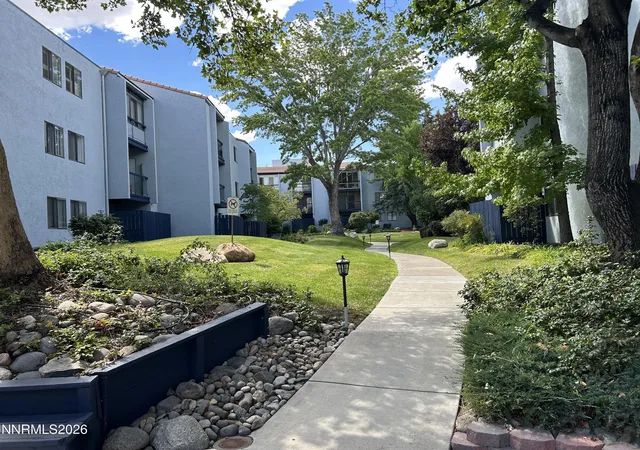 2700-plumas-st-apt-113-reno-nv-89509/hzid_aea404a2