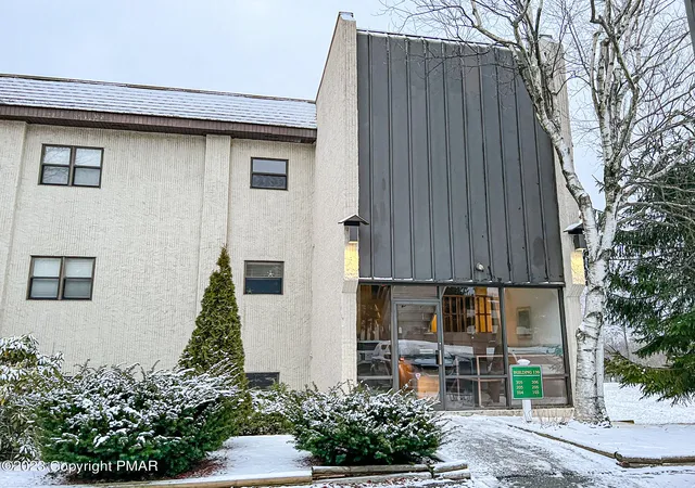 139-foxfire-dr-unit-305-mount-pocono-pa-18344/hzid_fb315d9e