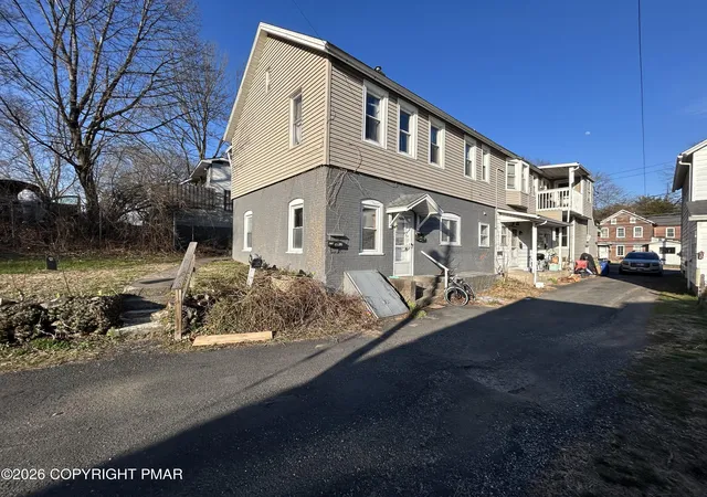 437-n-courtland-st-east-stroudsburg-pa-18301/hzid_52c5237a