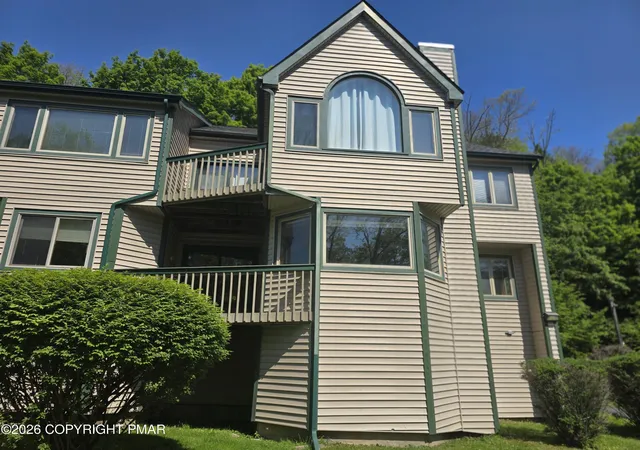 338-hollow-rd-east-stroudsburg-pa-18302/hzid_57f95871