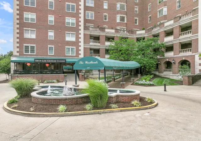 111-woodland-ave-302-lexington-ky-40502/hzid_24a5574a
