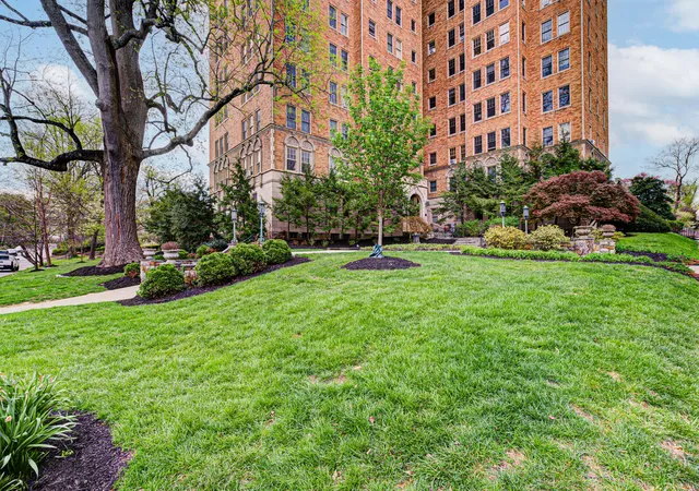 2140-bonnycastle-ave-3e-louisville-ky-40205/hzid_d7d20f71