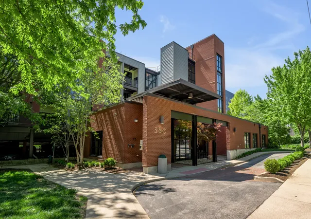350-e-short-st-305-lexington-ky-40507/hzid_15f6fa3a