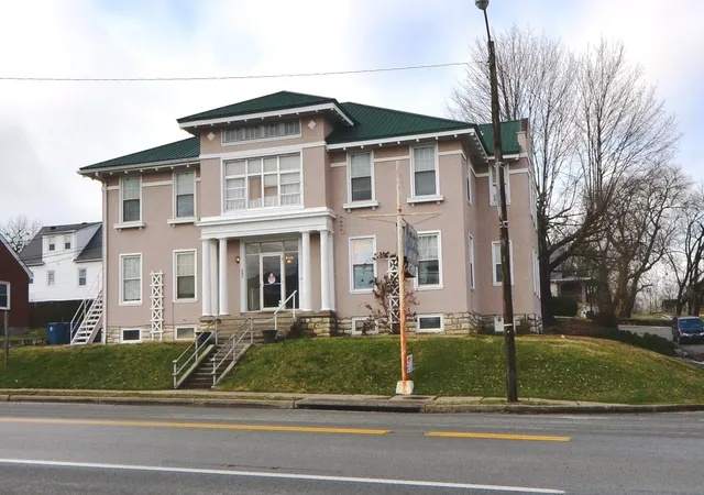 202-s-college-st-harrodsburg-ky-40330/hzid_ba219283