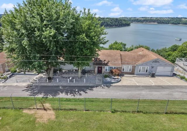 27-waterworks-dr-somerset-ky-42503/hzid_f8786f5a