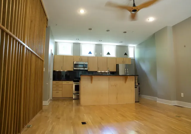 622-w-main-st-110-lexington-ky-40508/hzid_a0add4dd