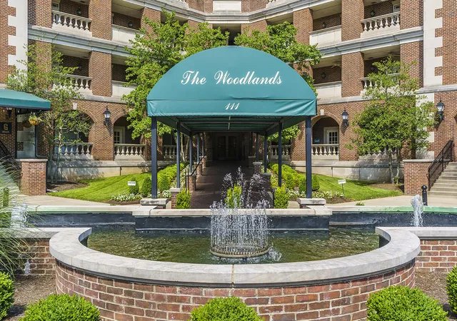 111-woodland-ave-211-lexington-ky-40502/hzid_350f12f0