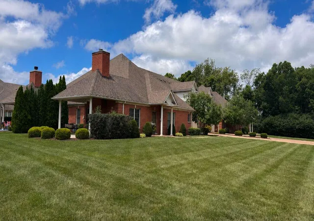 150-sugartree-ln-versailles-ky-40383/hzid_5e181dcc