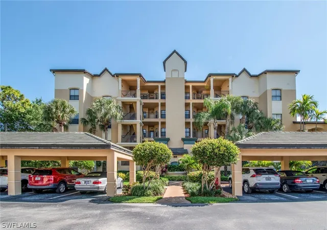 200-vintage-cir-d-403-naples-fl-34119/hzid_351a5cac