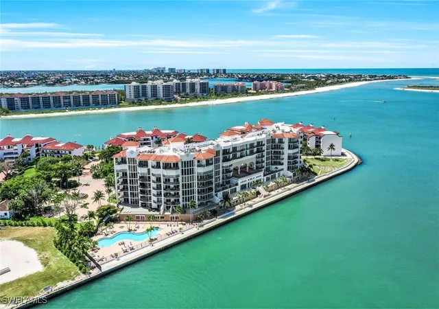 700-la-peninsula-blvd-401-naples-fl-34113/hzid_4ccb7243