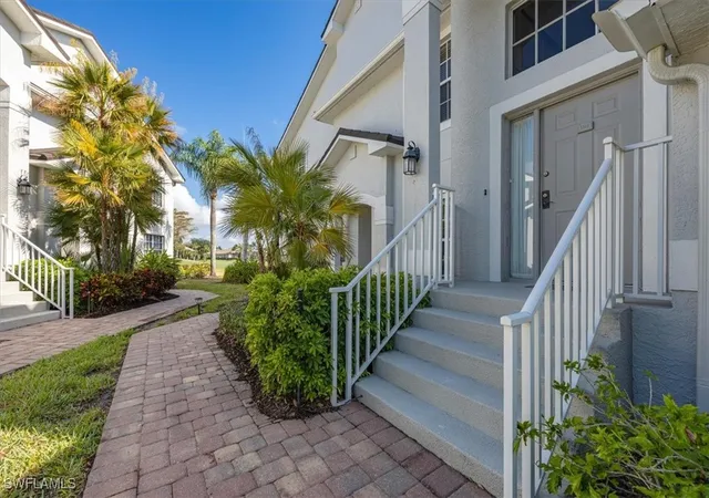 5889-three-iron-dr-1403-naples-fl-34110/hzid_5e352747