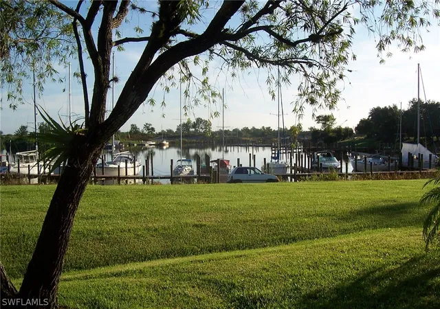 1070-villa-dr-d201-labelle-fl-33935/hzid_e1999b4b