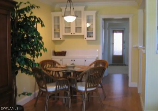 473-12th-ave-s-b-12-naples-fl-34102/hzid_e36bbc0e