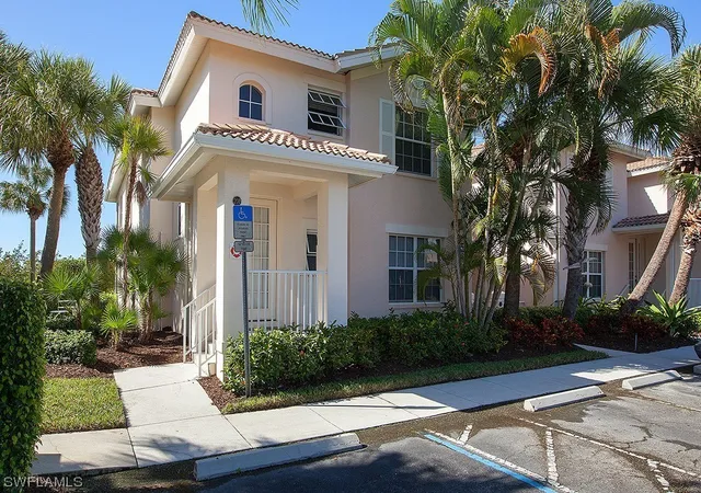 8335-whisper-trace-way-201-naples-fl-34114/hzid_2beb7047