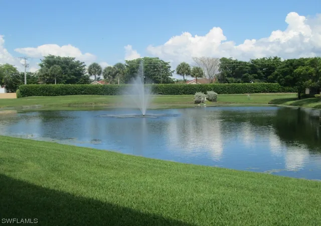 9650-victoria-ln-b-103-naples-fl-34109/hzid_319a2475