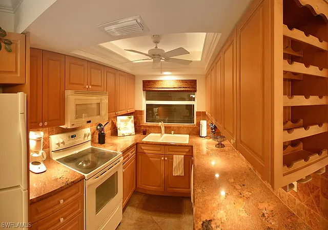 2900-gulf-shore-blvd-n-405-naples-fl-34103/hzid_a9cef85e