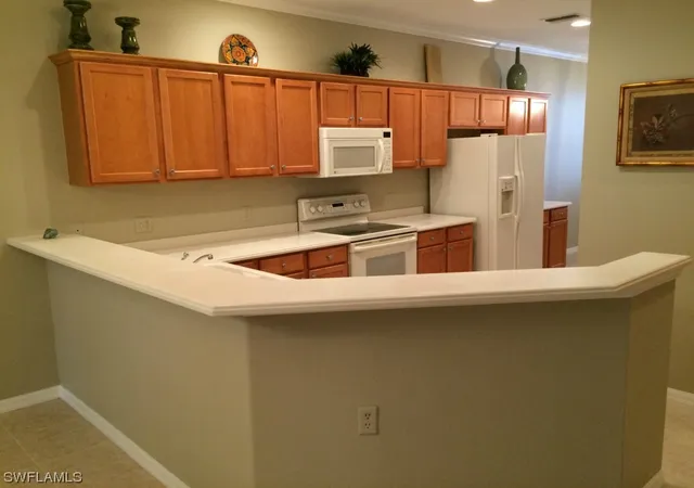 4843-hampshire-ct-206-naples-fl-34112/hzid_d39c4239