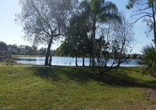 1714-kings-lake-blvd-106-naples-fl-34112/hzid_5061d6be
