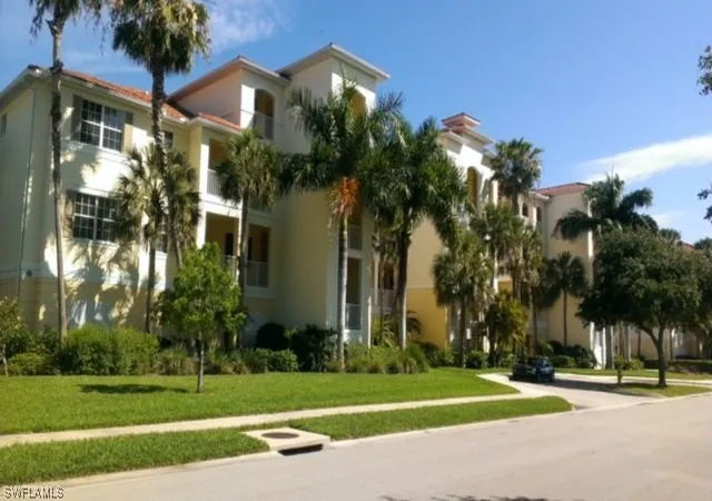 4843-hampshire-ct-103-naples-fl-34112/hzid_ec0fe3a5