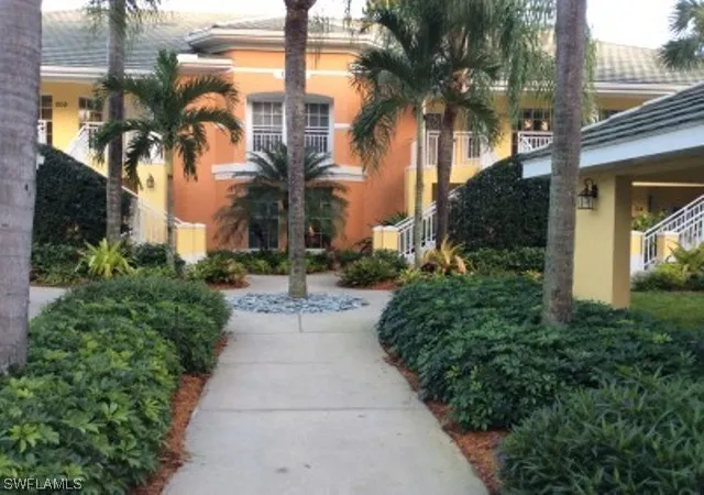 1940-willow-bend-cir-3-103-naples-fl-34109/hzid_e19d2d2c
