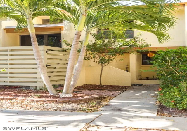 8765-lateen-ln-105-fort-myers-fl-33919/hzid_bb6edef3