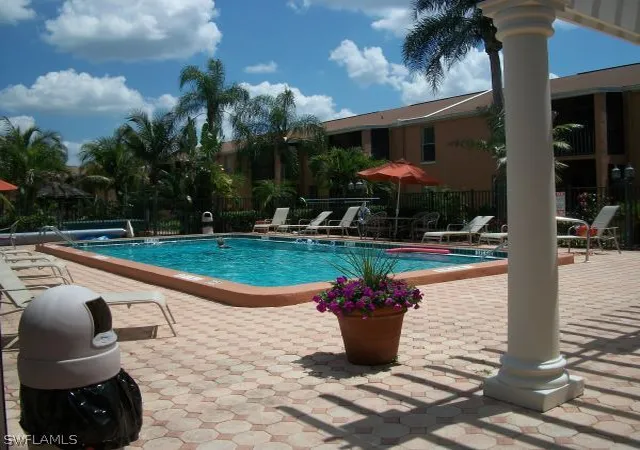12658-kenwood-ln-c-fort-myers-fl-33907/hzid_0db77580